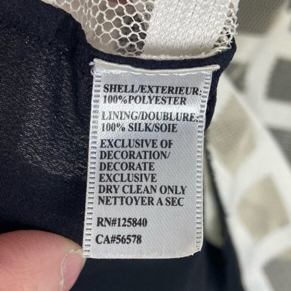 Intermix Colorblock Lace Crop Top White ST5006 Size Small Frayed Edge Modern S - Picture 7 of 7